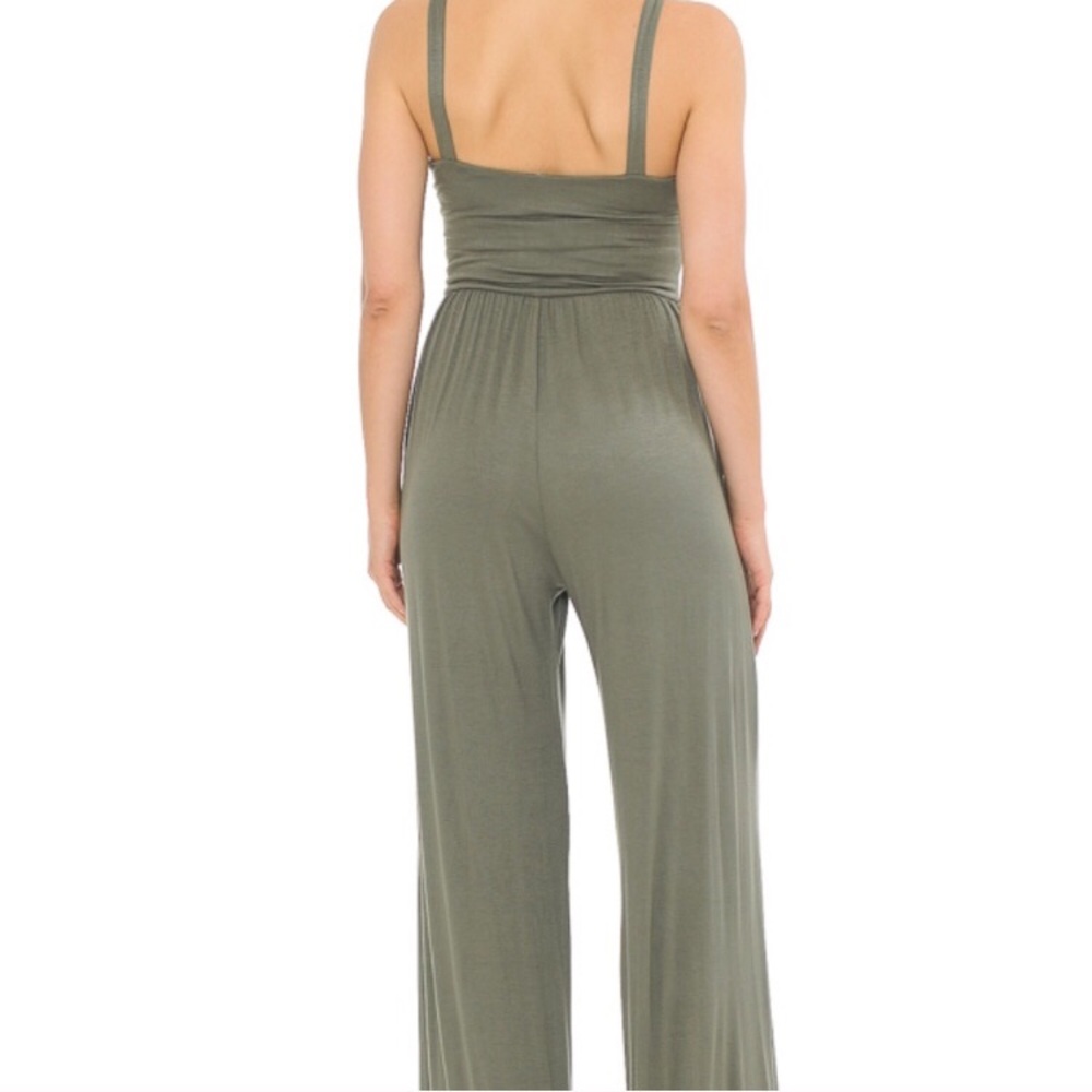 💥last one💥🌺Sage jumpsuit with lining & pockets. - Picture 2 of 2